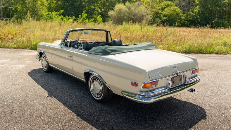 Broad Arrow Auctions | 1969 Mercedes-Benz 280 SE Cabriolet