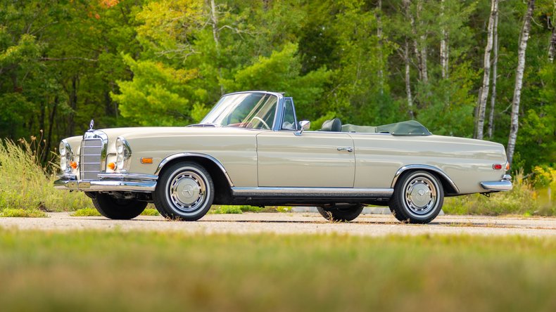 Broad Arrow Auctions | 1969 Mercedes-Benz 280 SE Cabriolet