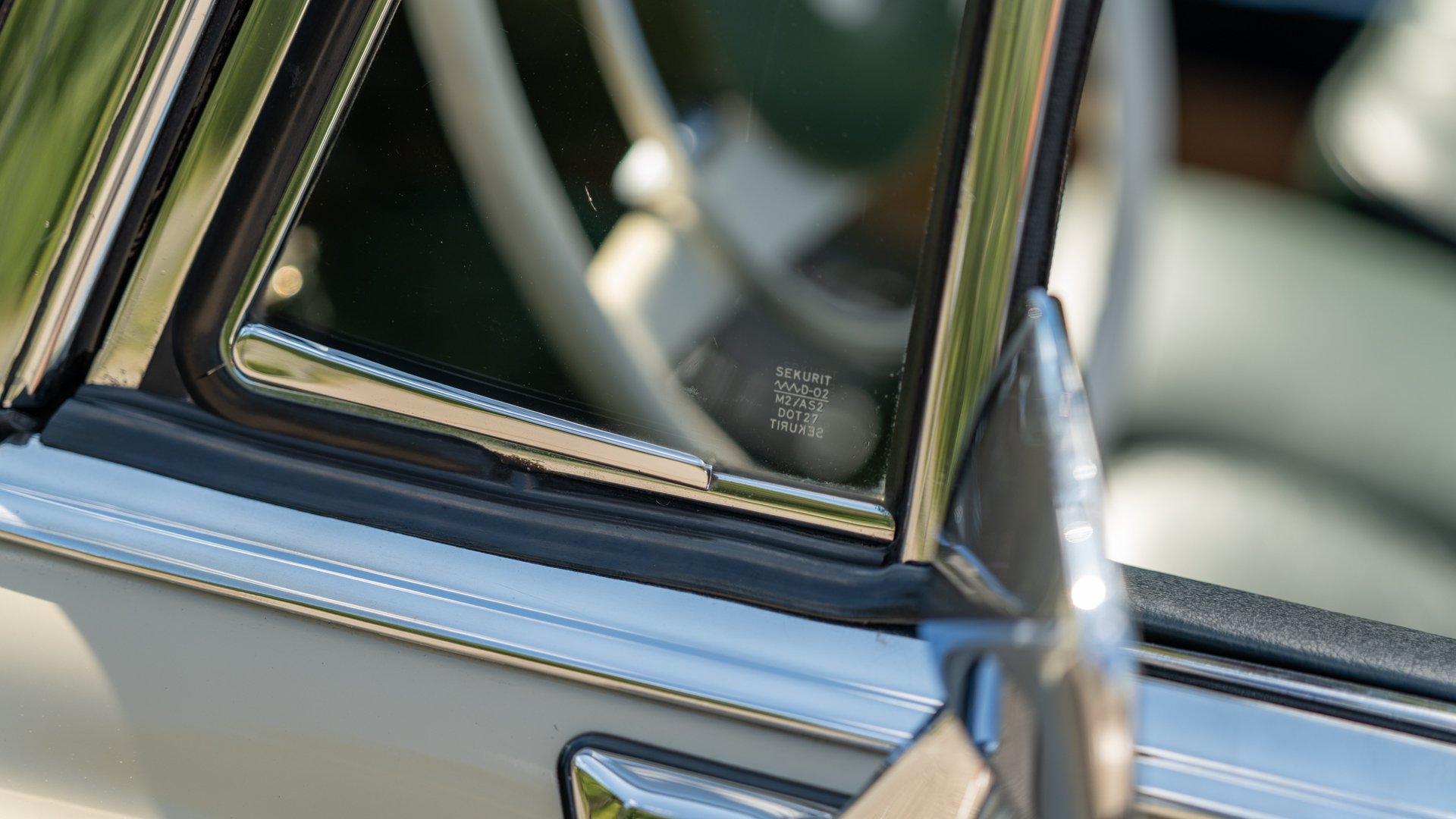Broad Arrow Auctions | 1969 Mercedes-Benz 280 SE Cabriolet