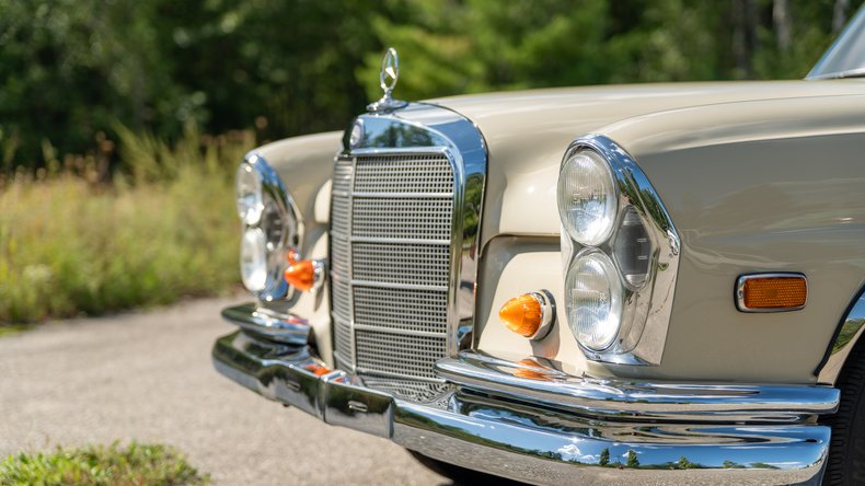Broad Arrow Auctions | 1969 Mercedes-Benz 280 SE Cabriolet