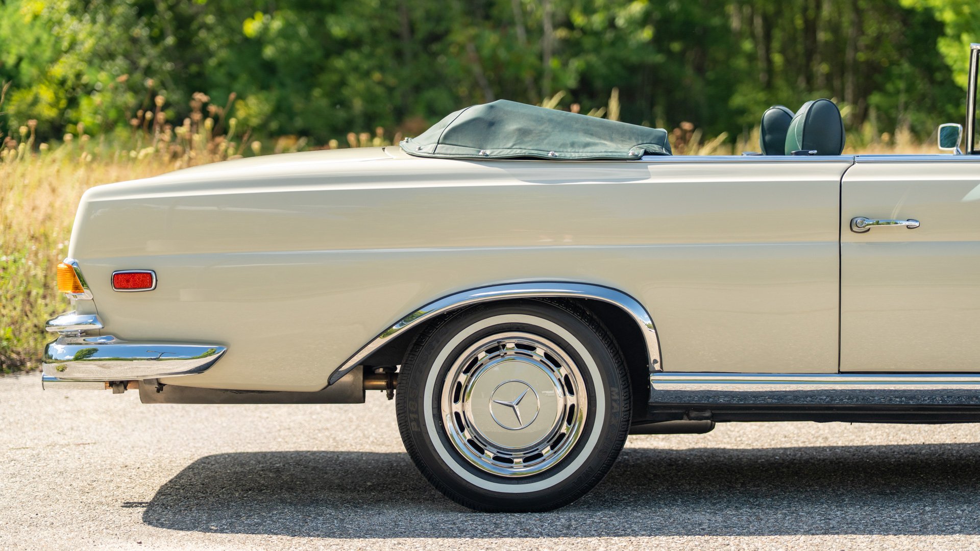 Broad Arrow Auctions | 1969 Mercedes-Benz 280 SE Cabriolet