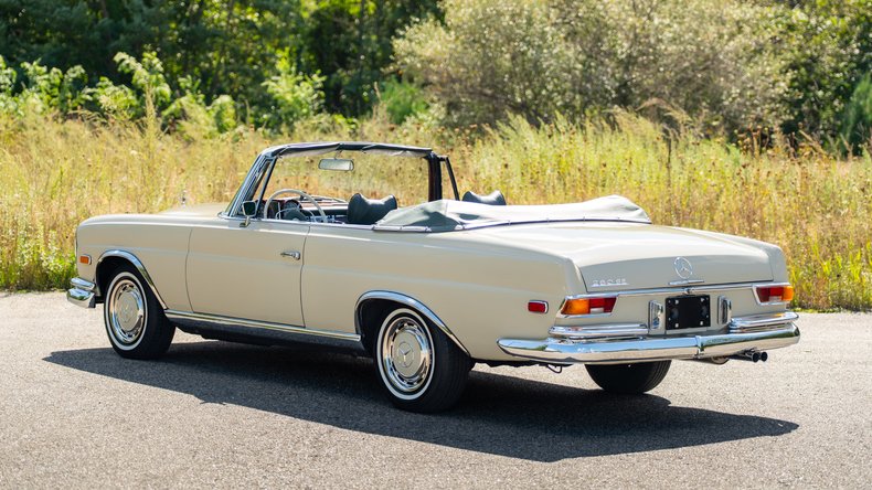 Broad Arrow Auctions | 1969 Mercedes-Benz 280 SE Cabriolet