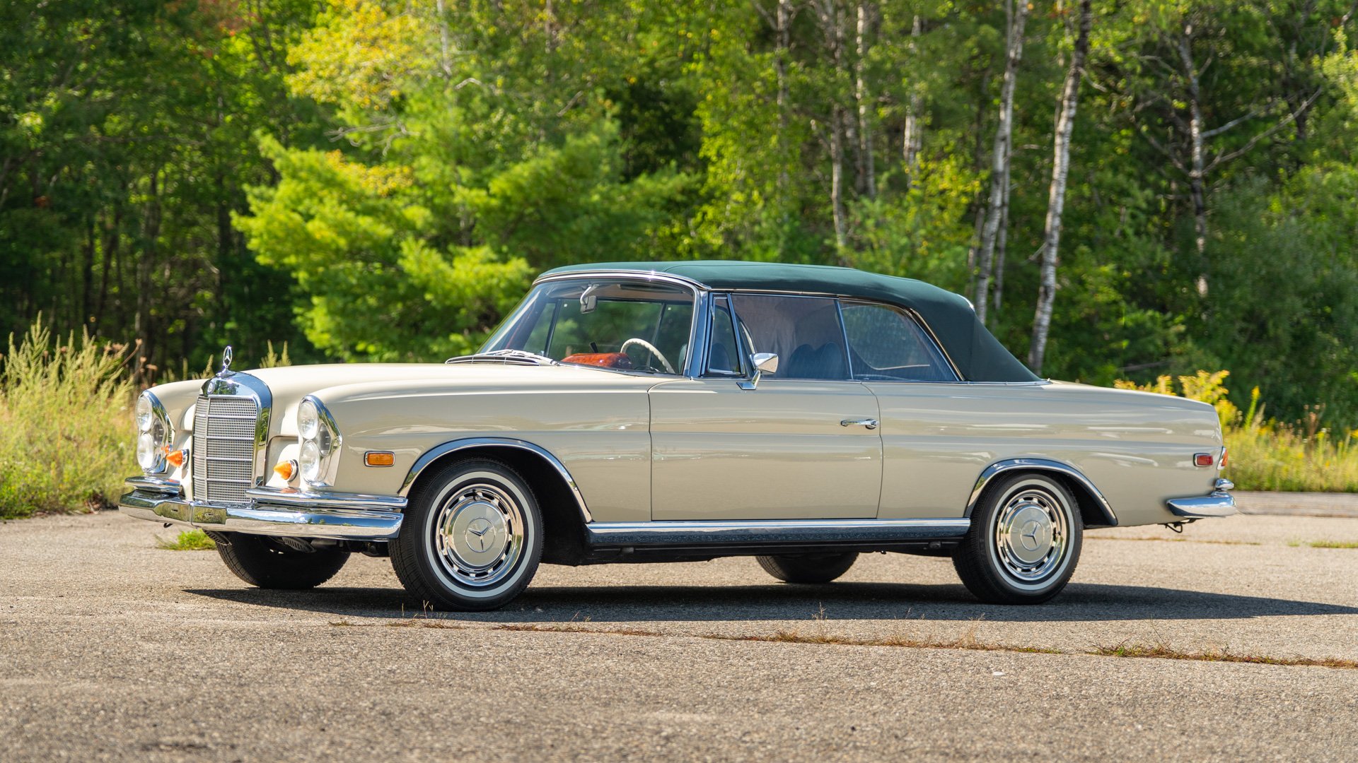 Broad Arrow Auctions | 1969 Mercedes-Benz 280 SE Cabriolet