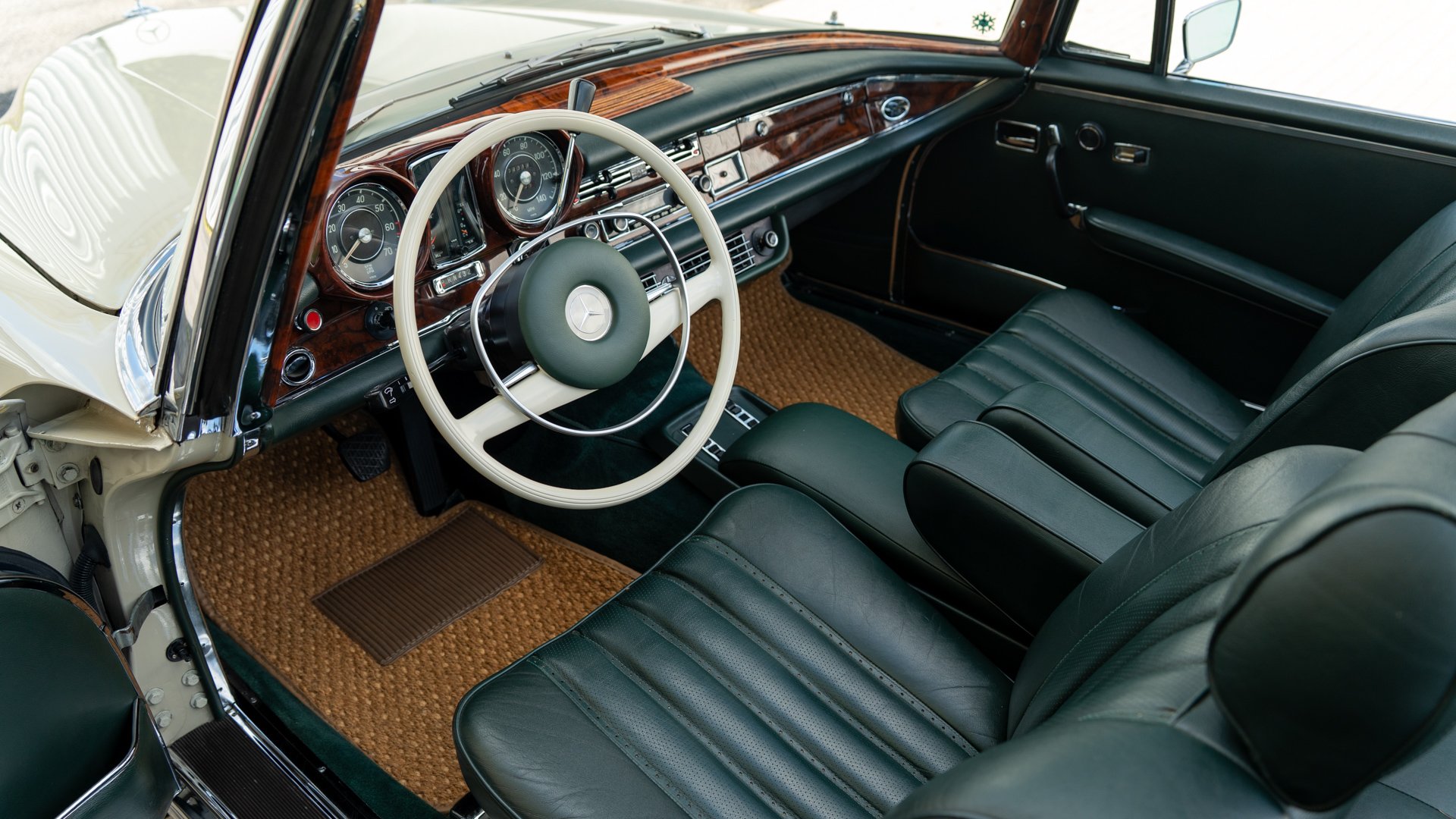 Broad Arrow Auctions | 1969 Mercedes-Benz 280 SE Cabriolet