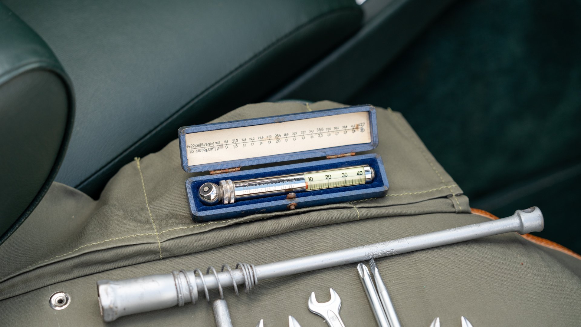 Broad Arrow Auctions | 1969 Mercedes-Benz 280 SE Cabriolet