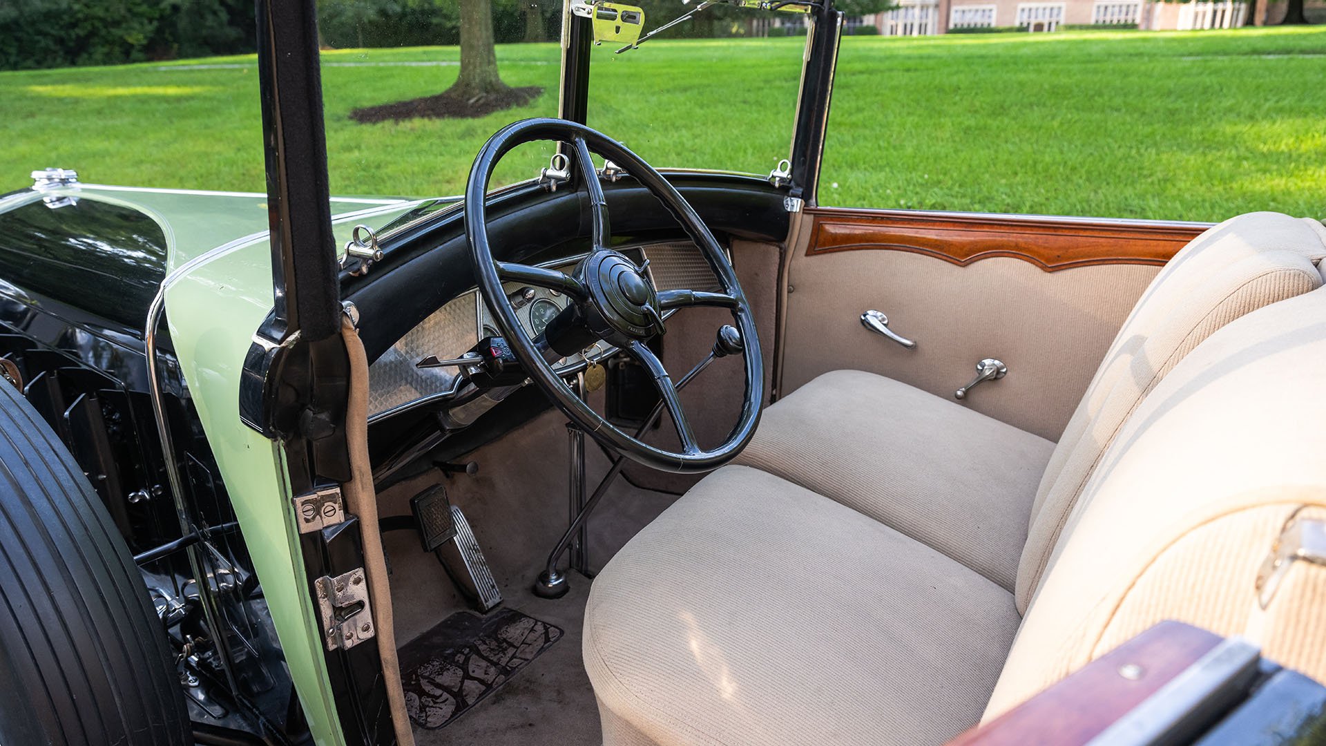 Broad Arrow Auctions | 1930 Cadillac V-16 Series 452 All-Weather Phaeton by Fleetwood