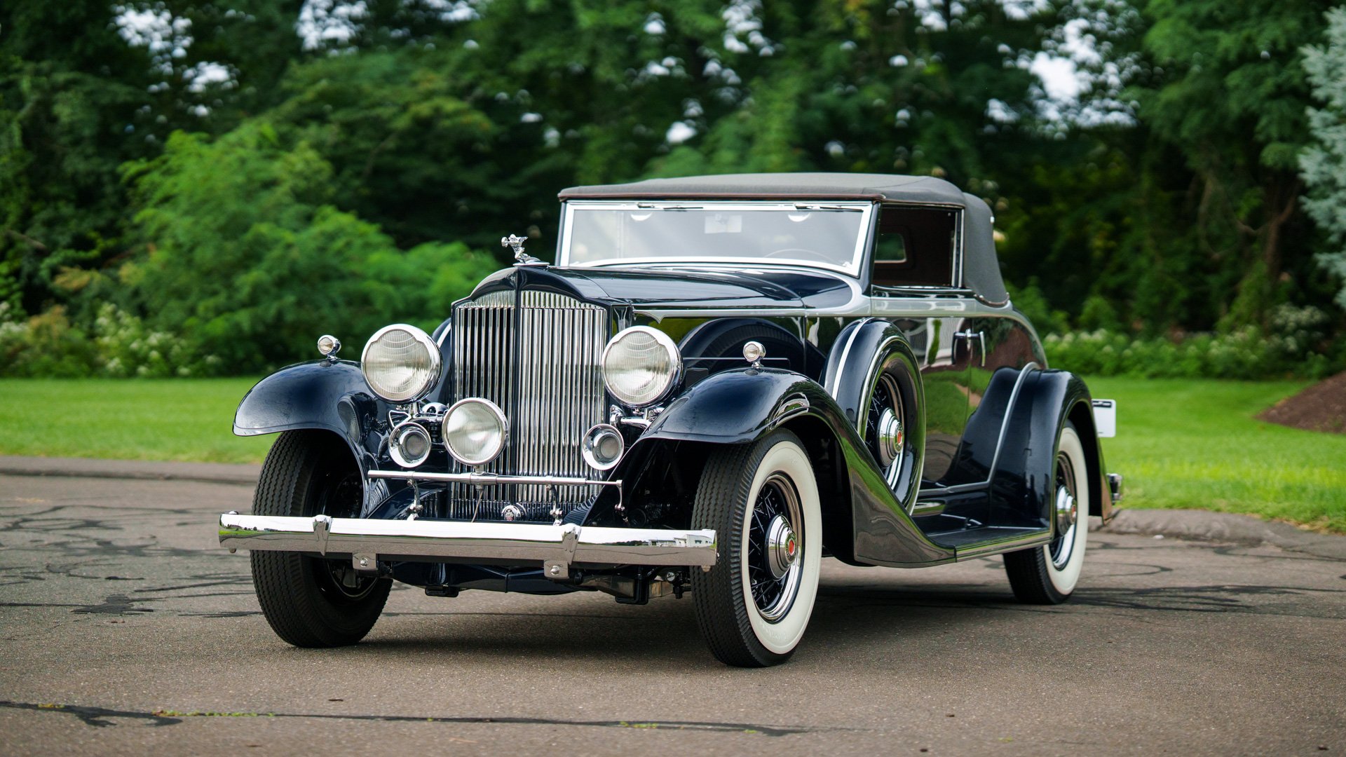 Broad Arrow Auctions | 1933 Packard Eight 1001 Coupe-Roadster