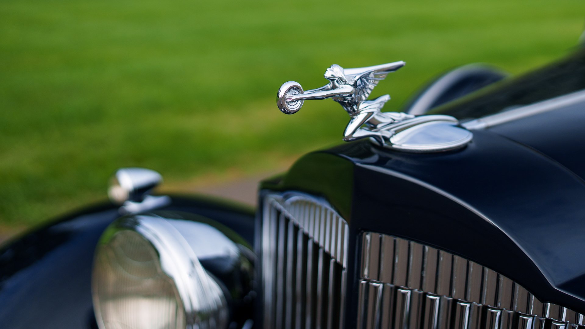 Broad Arrow Auctions | 1933 Packard Eight 1001 Coupe-Roadster