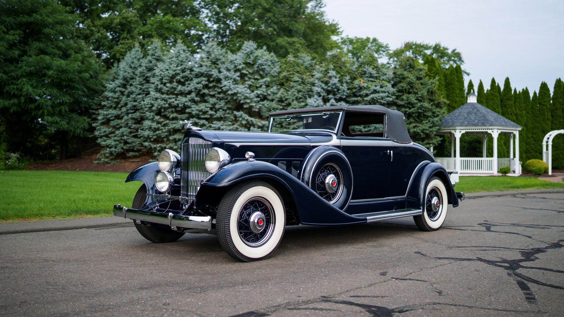 Broad Arrow Auctions | 1933 Packard Eight 1001 Coupe-Roadster