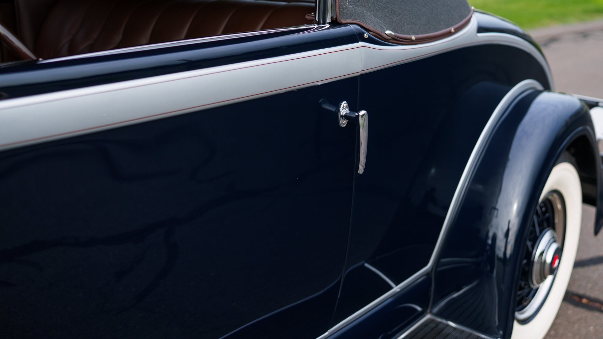 Broad Arrow Auctions | 1933 Packard Eight 1001 Coupe-Roadster