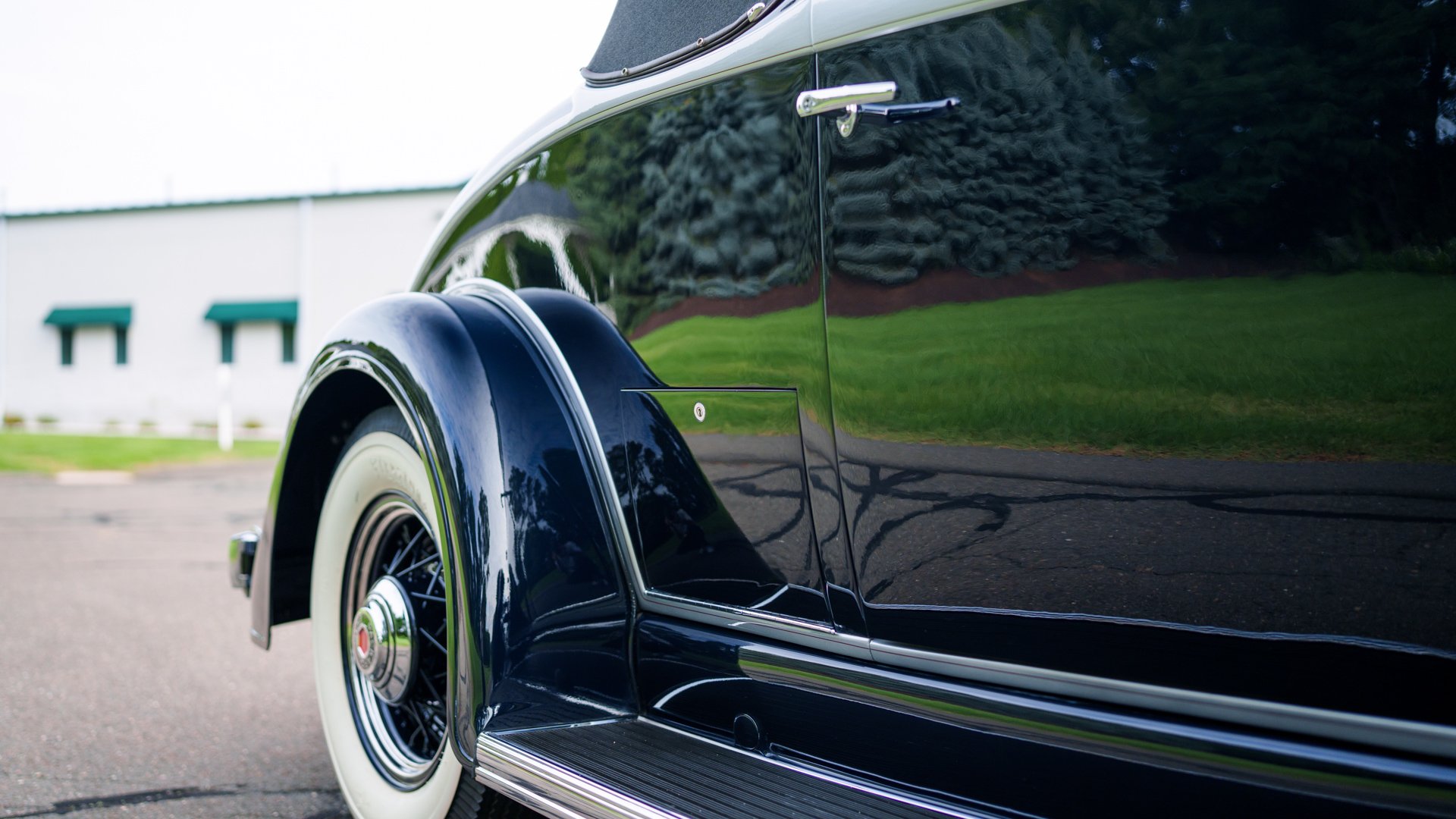 Broad Arrow Auctions | 1933 Packard Eight 1001 Coupe-Roadster