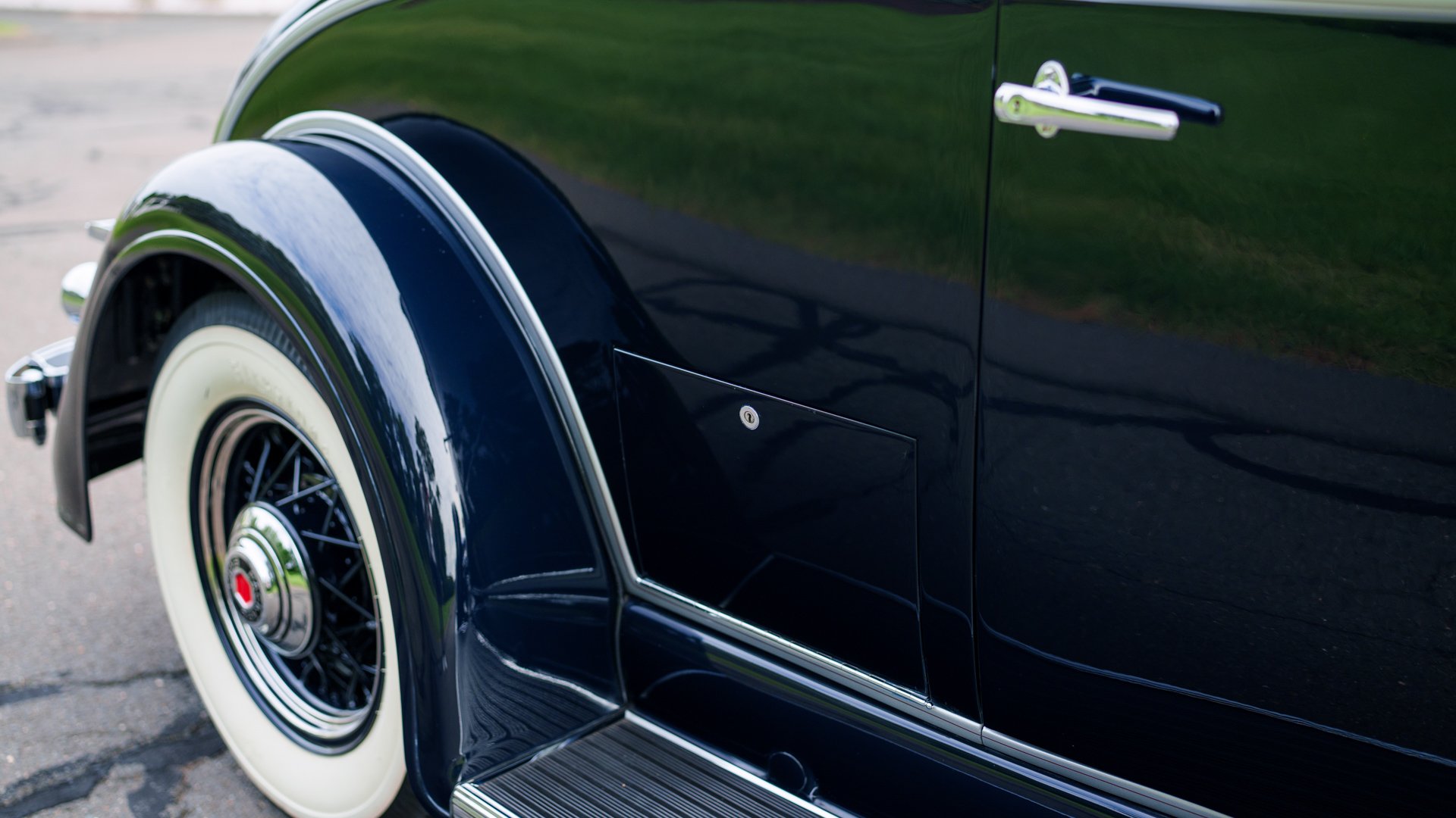Broad Arrow Auctions | 1933 Packard Eight 1001 Coupe-Roadster