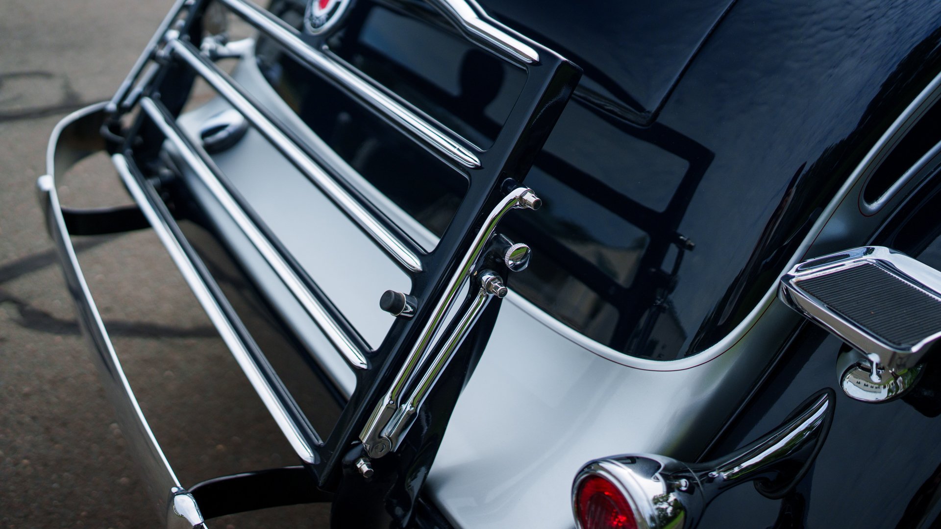 Broad Arrow Auctions | 1933 Packard Eight 1001 Coupe-Roadster