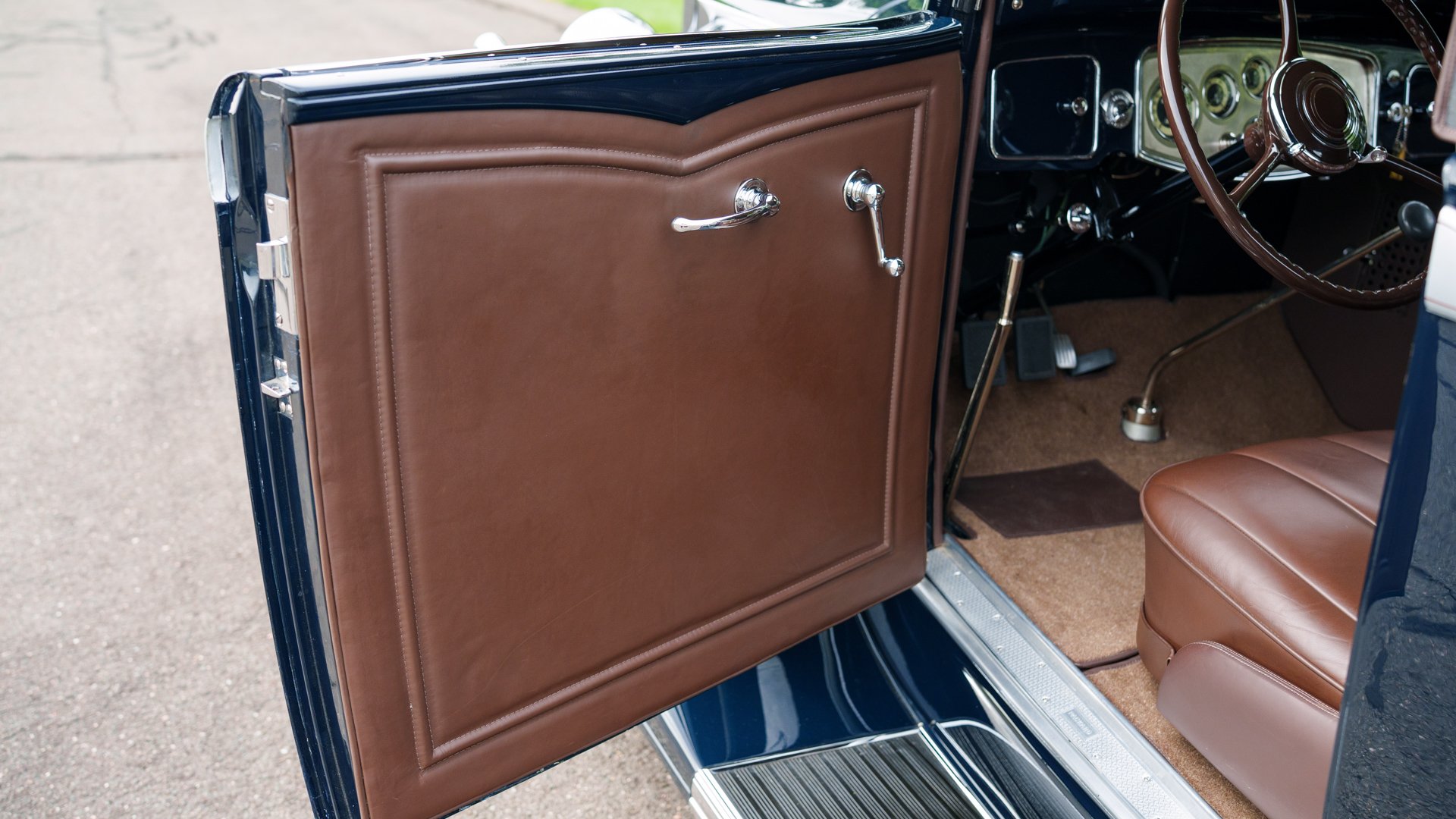 Broad Arrow Auctions | 1933 Packard Eight 1001 Coupe-Roadster