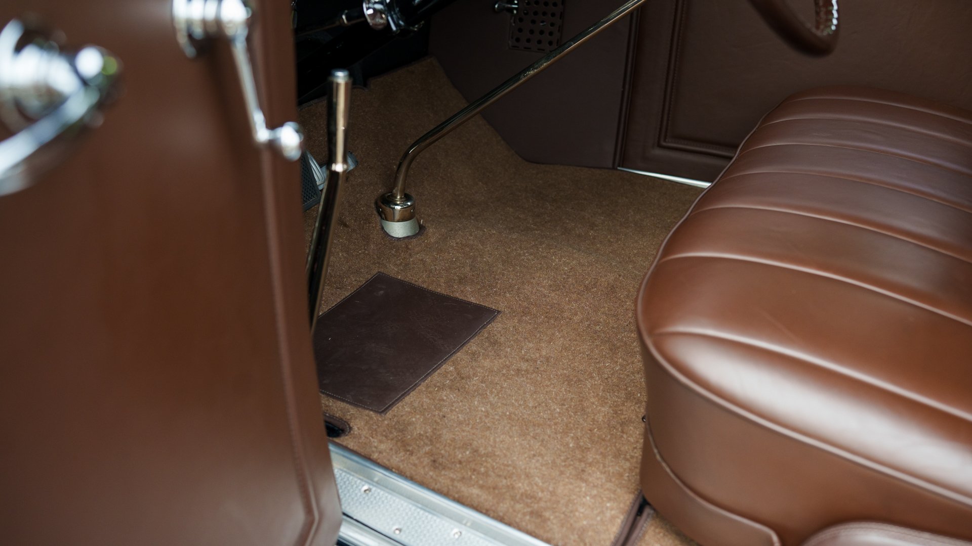 Broad Arrow Auctions | 1933 Packard Eight 1001 Coupe-Roadster