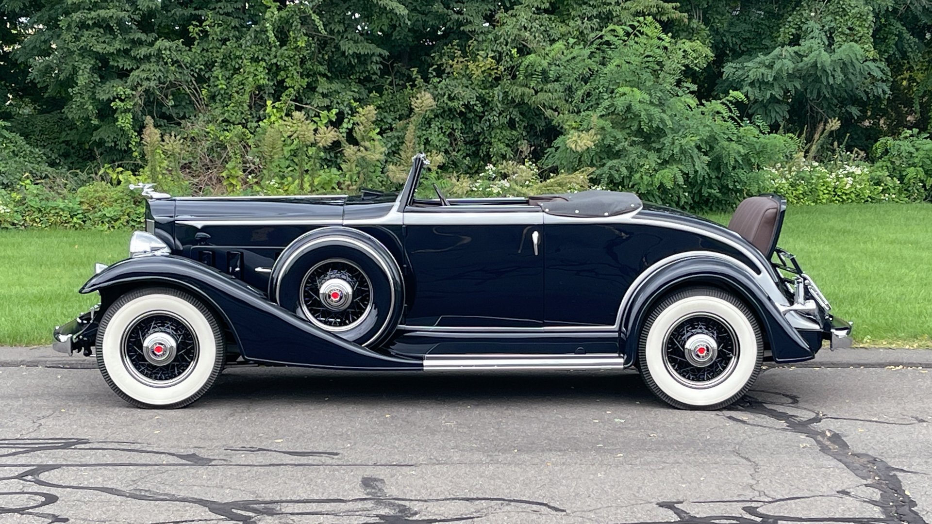 Broad Arrow Auctions | 1933 Packard Eight 1001 Coupe-Roadster