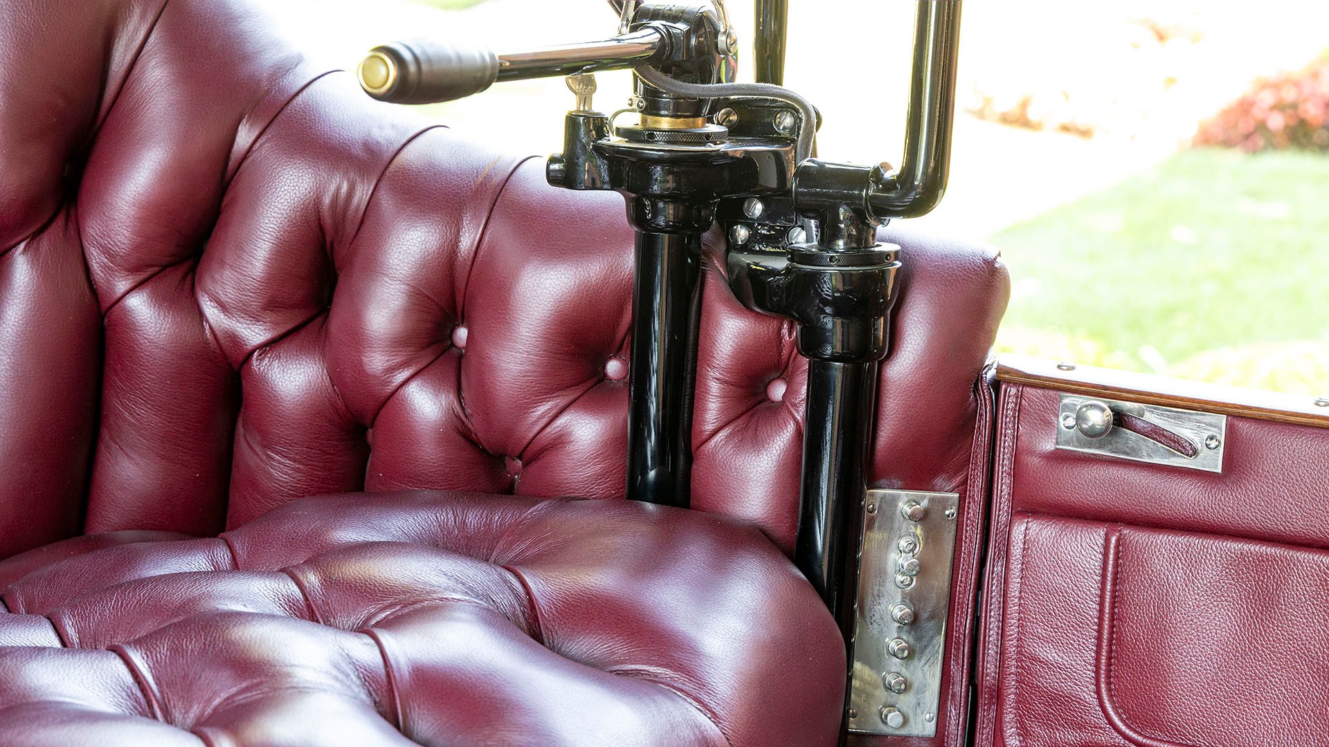 Broad Arrow Auctions | 1914 Detroit Electric Model 46 Gentleman's Roadster