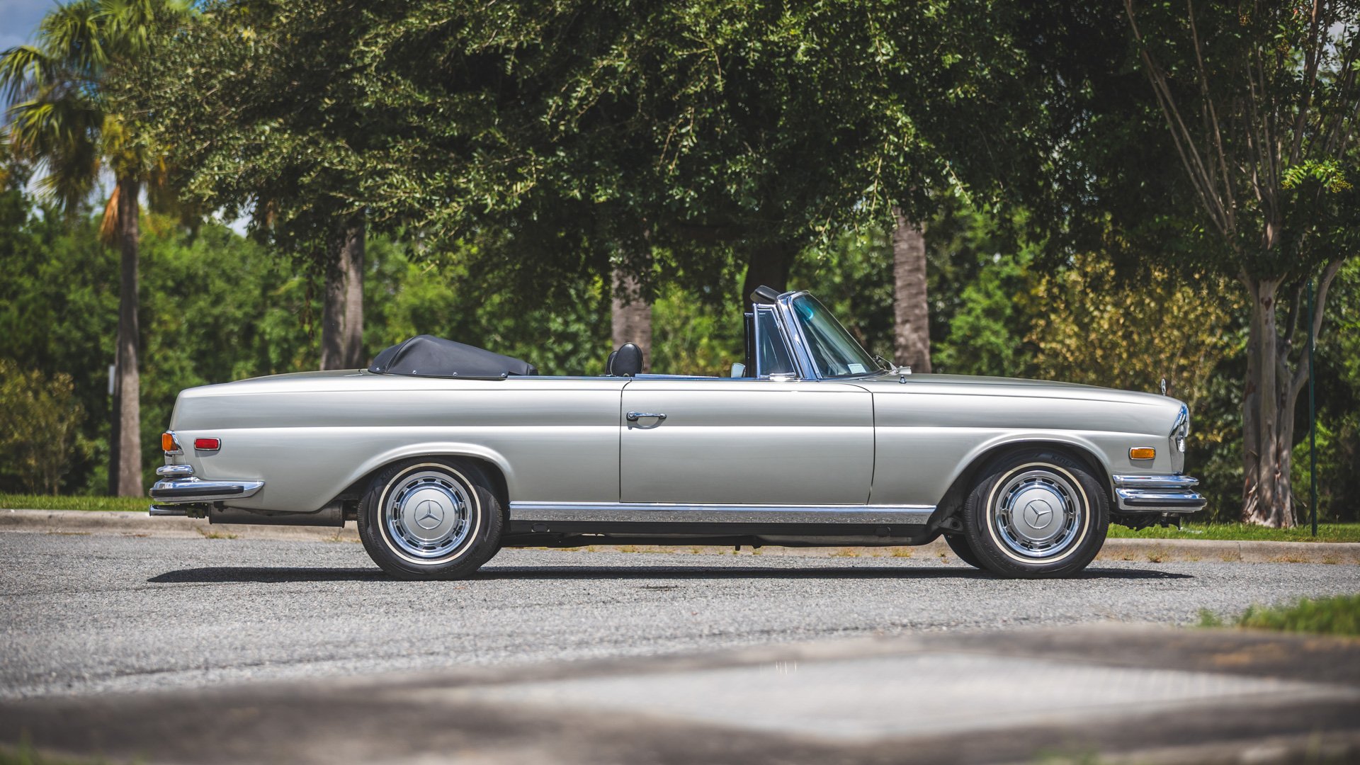 Broad Arrow Auctions | 1971 Mercedes-Benz 280 SE 3.5 Cabriolet