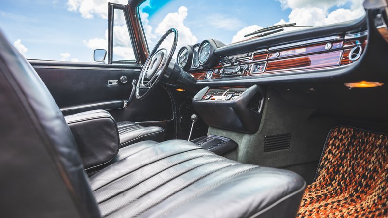 Broad Arrow Auctions | 1971 Mercedes-Benz 280 SE 3.5 Cabriolet