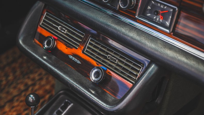 Broad Arrow Auctions | 1971 Mercedes-Benz 280 SE 3.5 Cabriolet