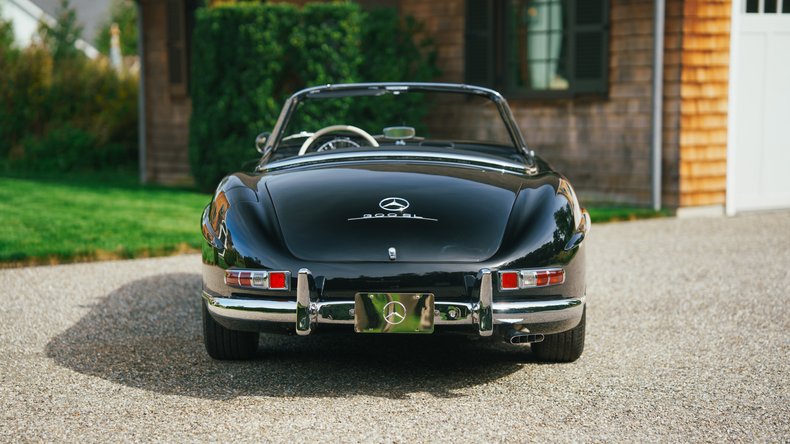 Broad Arrow Auctions | 1957 Mercedes-Benz 300 SL Roadster