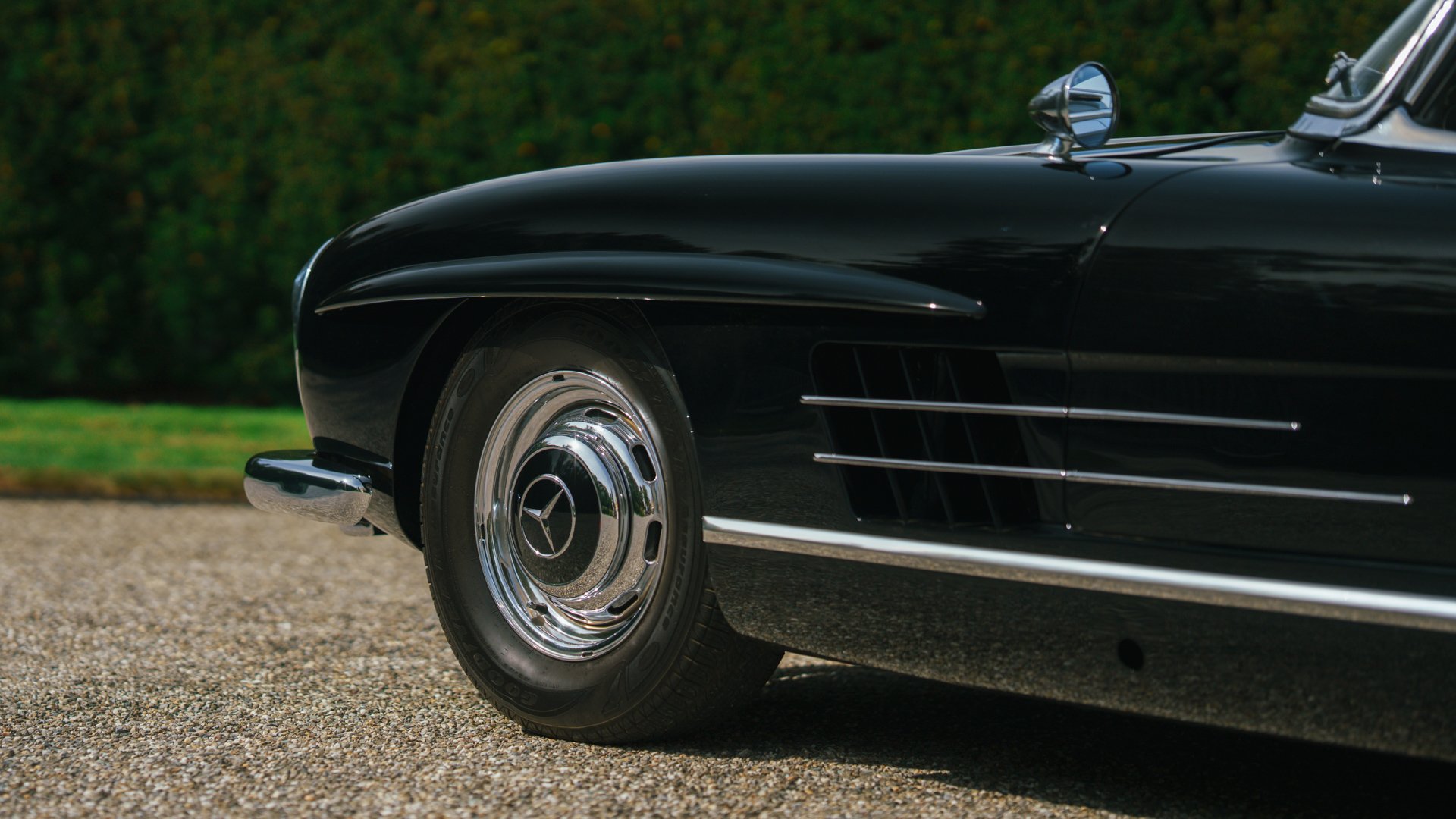 Broad Arrow Auctions | 1957 Mercedes-Benz 300 SL Roadster