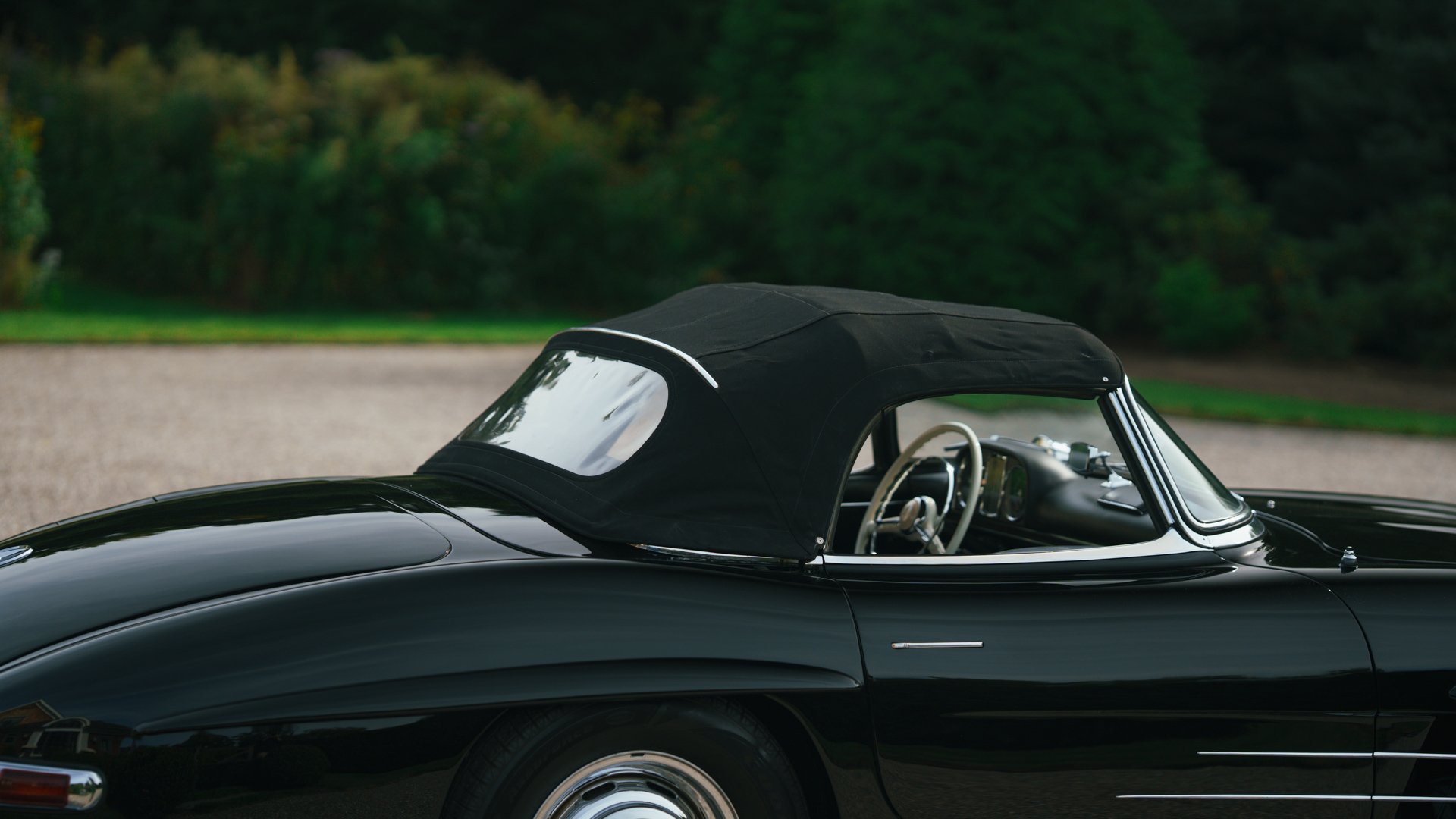 Broad Arrow Auctions | 1957 Mercedes-Benz 300 SL Roadster