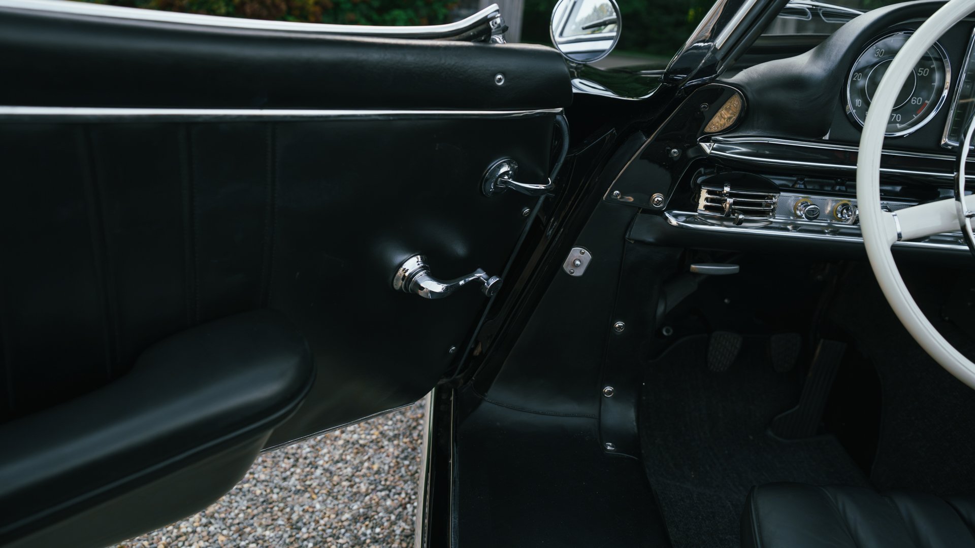Broad Arrow Auctions | 1957 Mercedes-Benz 300 SL Roadster