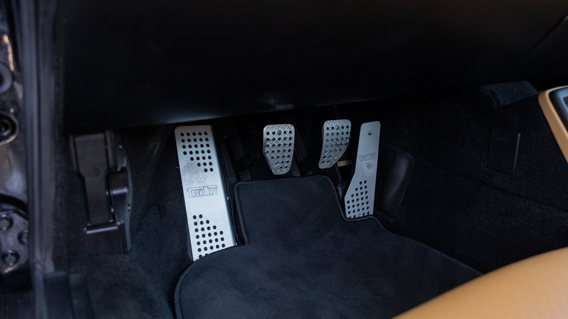 Broad Arrow Auctions | 1998 Porsche 911 Carrera S