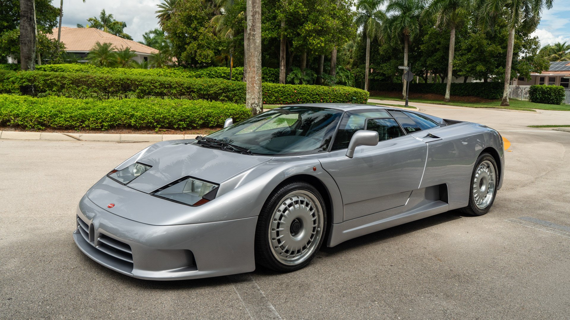 Bugatti EB110
