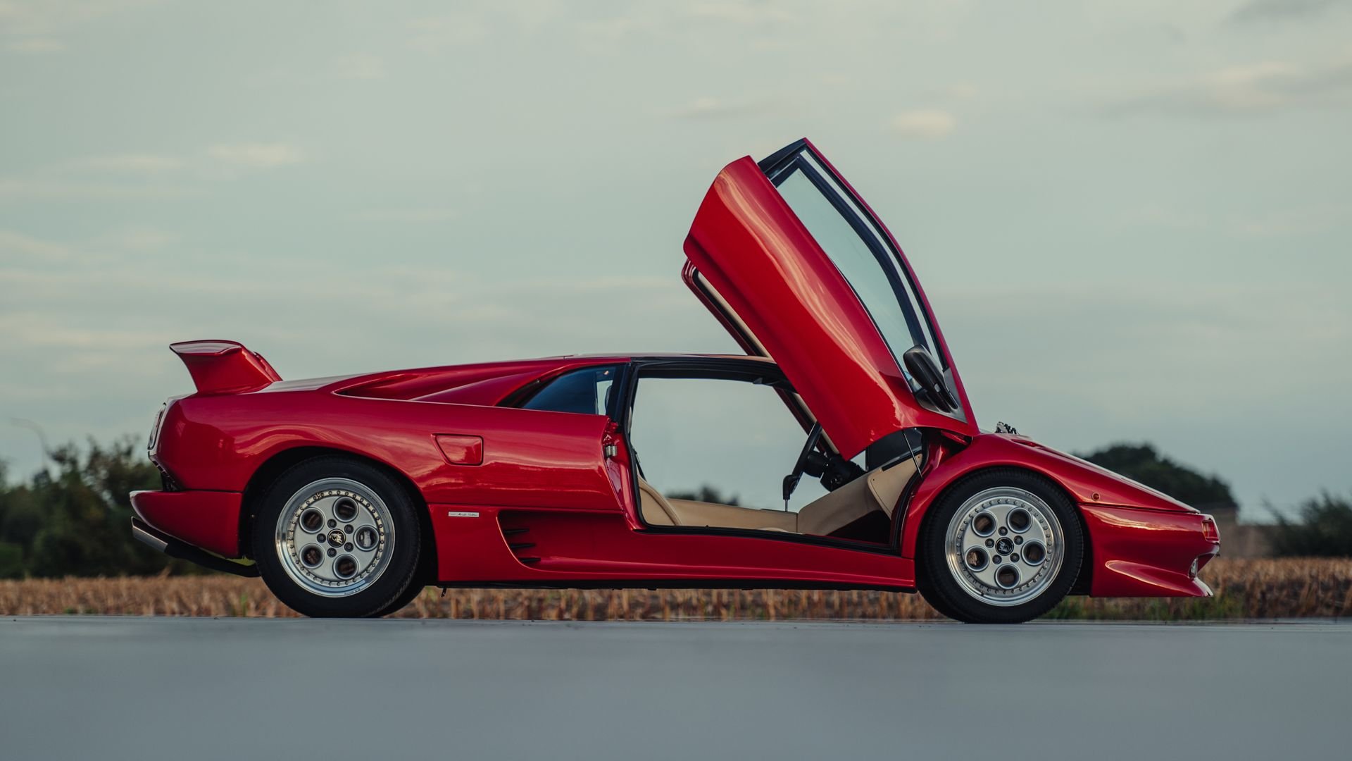 Broad Arrow Auctions | 1992 Lamborghini Diablo