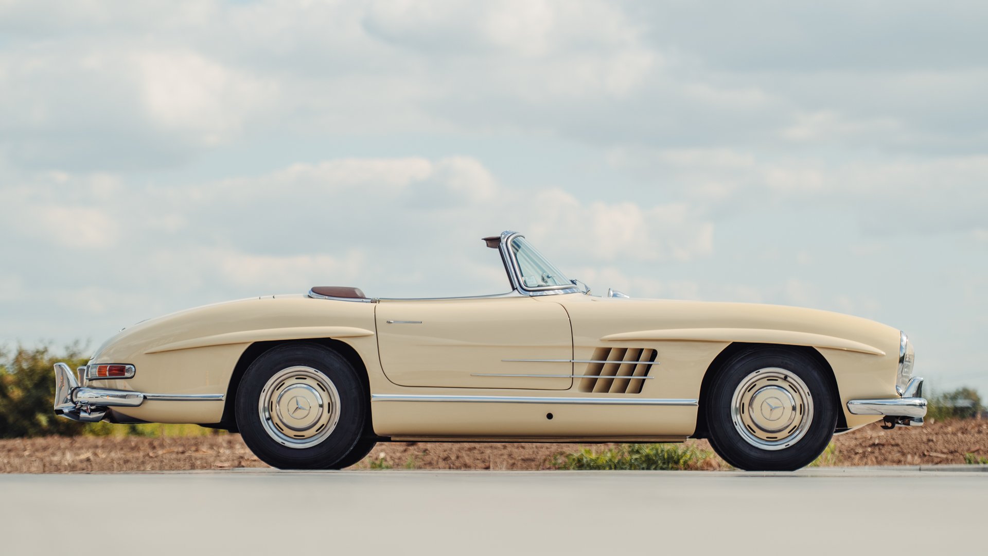 Broad Arrow Auctions | 1957 Mercedes-Benz 300 SL Roadster
