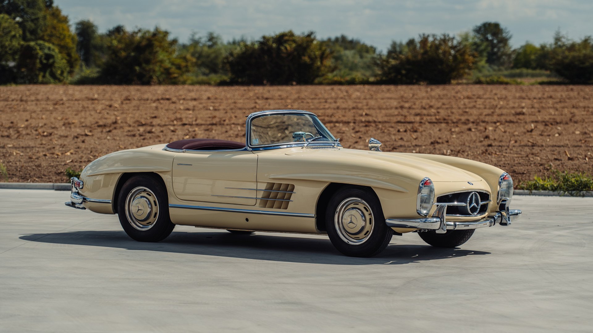 Broad Arrow Auctions | 1957 Mercedes-Benz 300 SL Roadster
