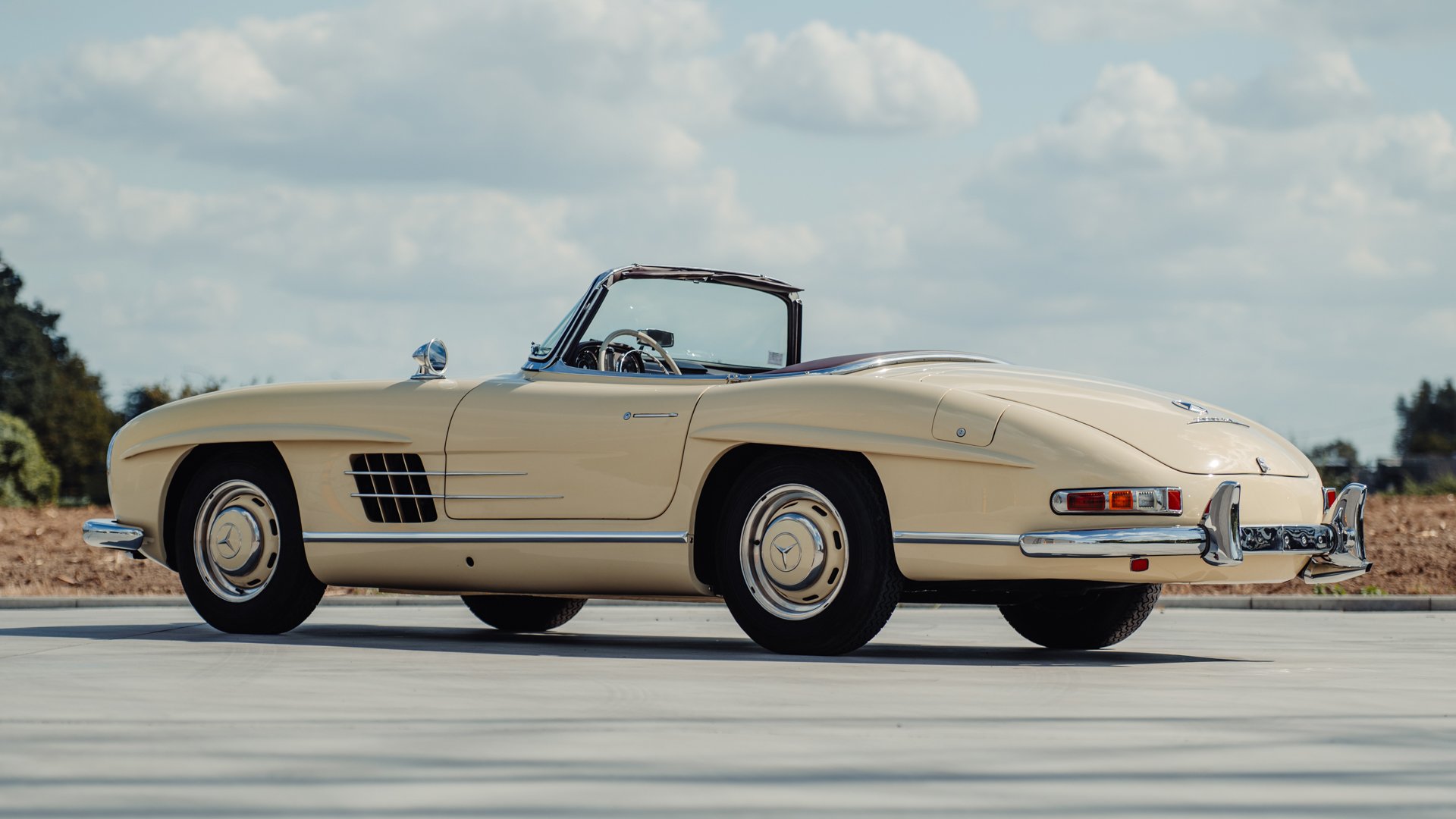 Broad Arrow Auctions | 1957 Mercedes-Benz 300 SL Roadster