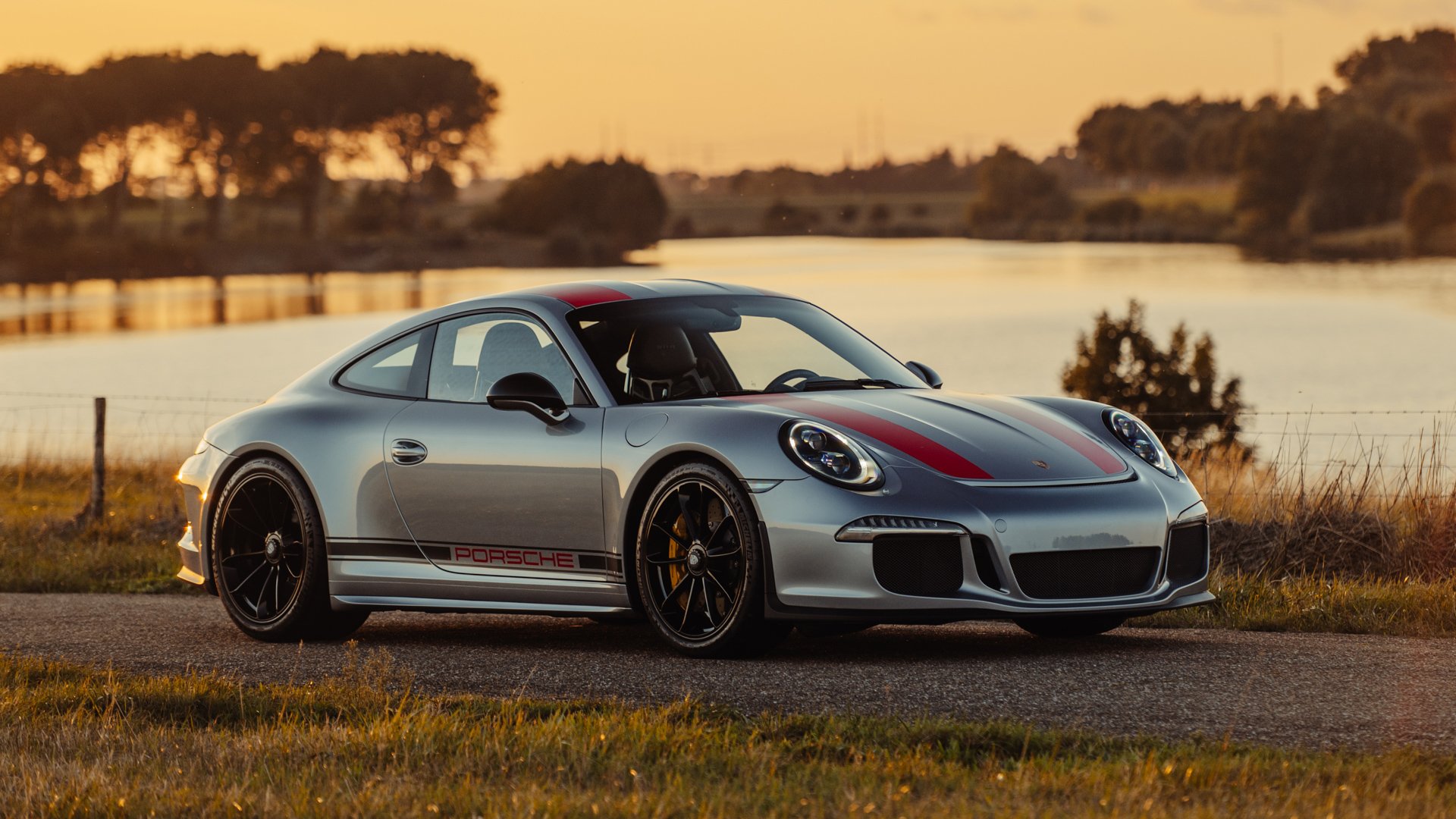 Broad Arrow Auctions | 2016 Porsche 911 R