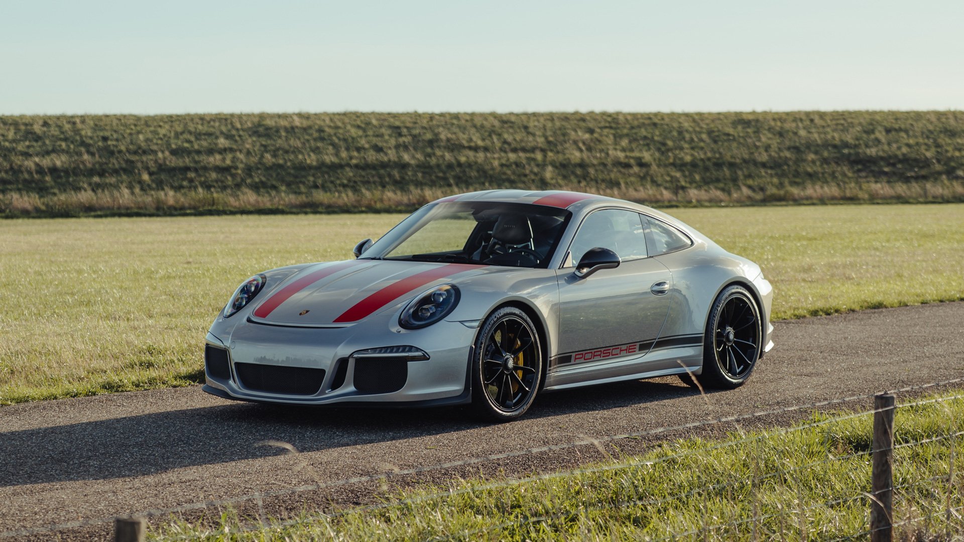 Broad Arrow Auctions | 2016 Porsche 911 R
