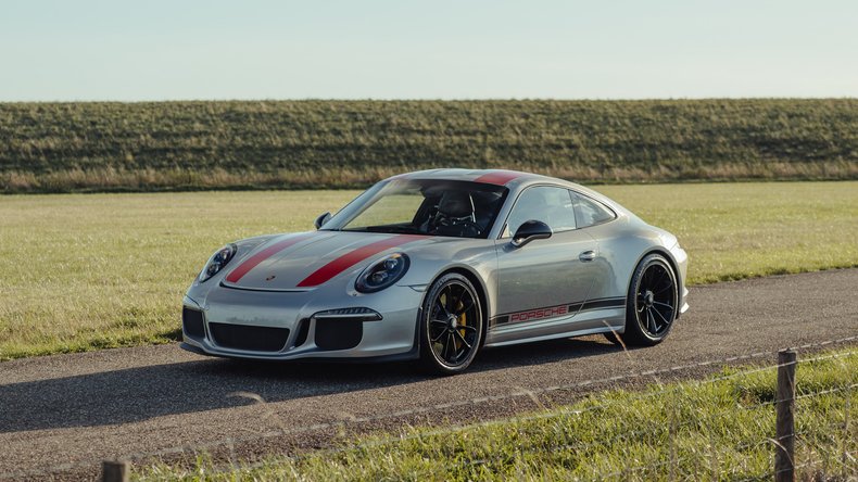 Broad Arrow Auctions | 2016 Porsche 911 R