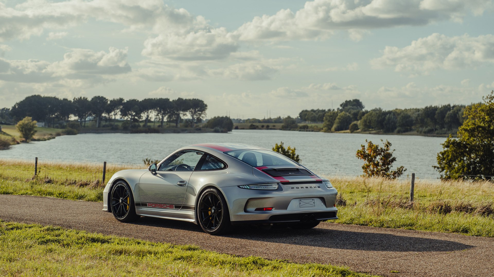 Broad Arrow Auctions | 2016 Porsche 911 R