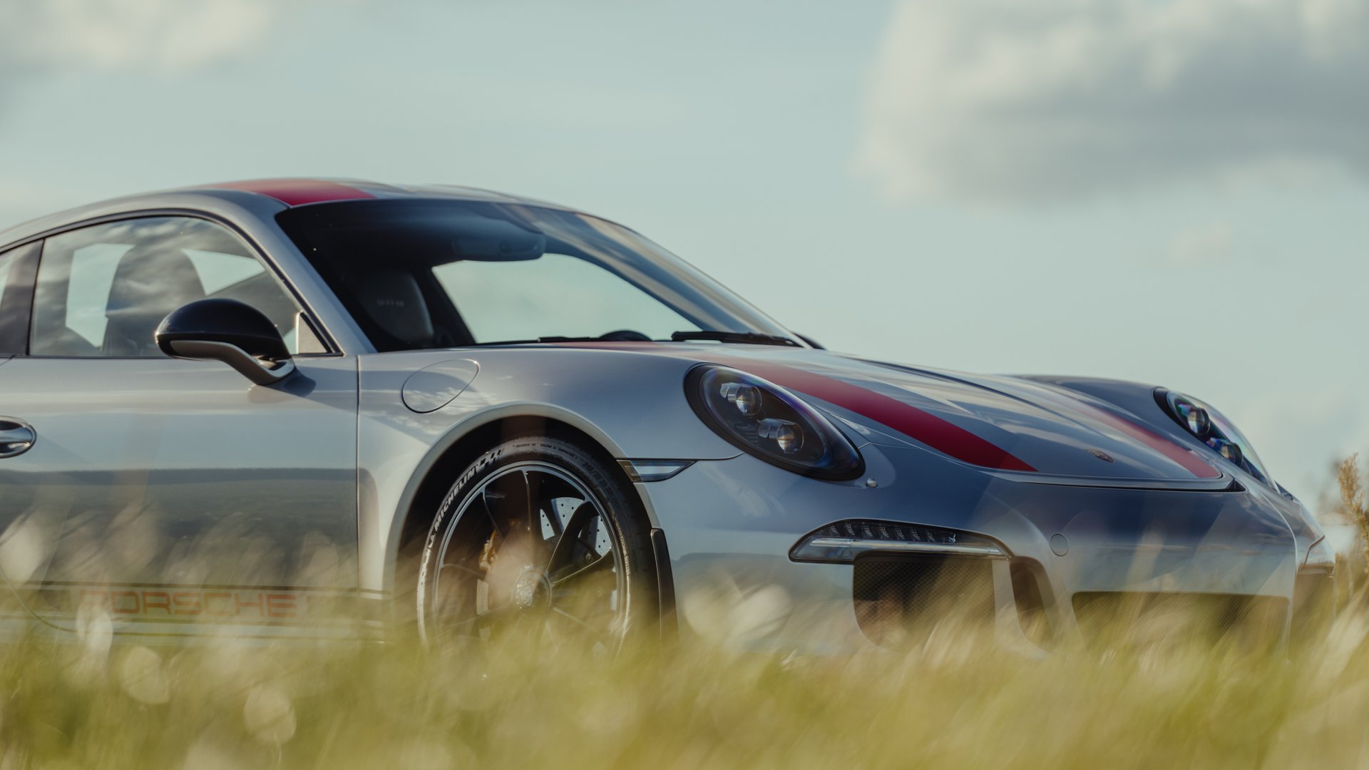 Broad Arrow Auctions | 2016 Porsche 911 R