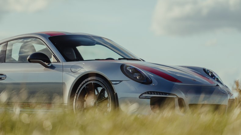 Broad Arrow Auctions | 2016 Porsche 911 R