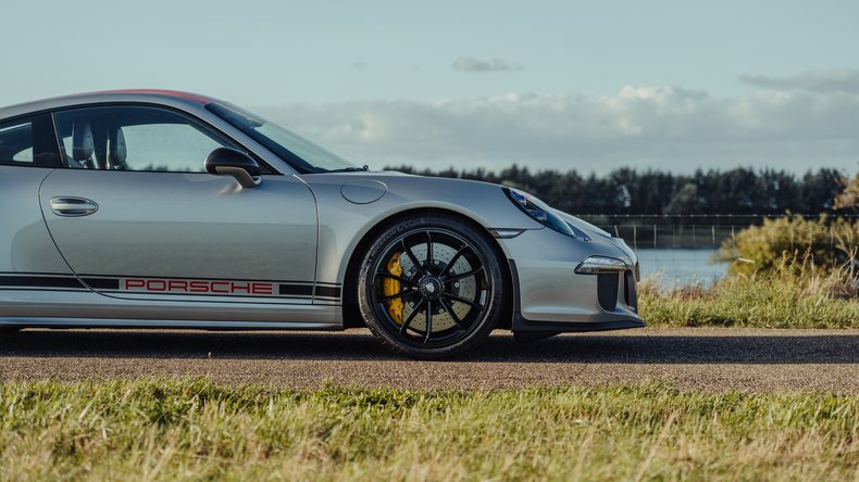 Broad Arrow Auctions | 2016 Porsche 911 R