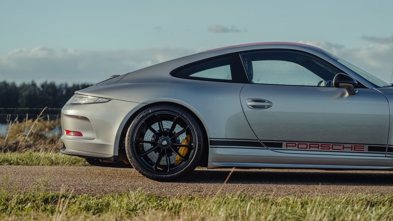 Broad Arrow Auctions | 2016 Porsche 911 R