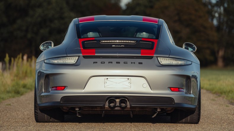 Broad Arrow Auctions | 2016 Porsche 911 R