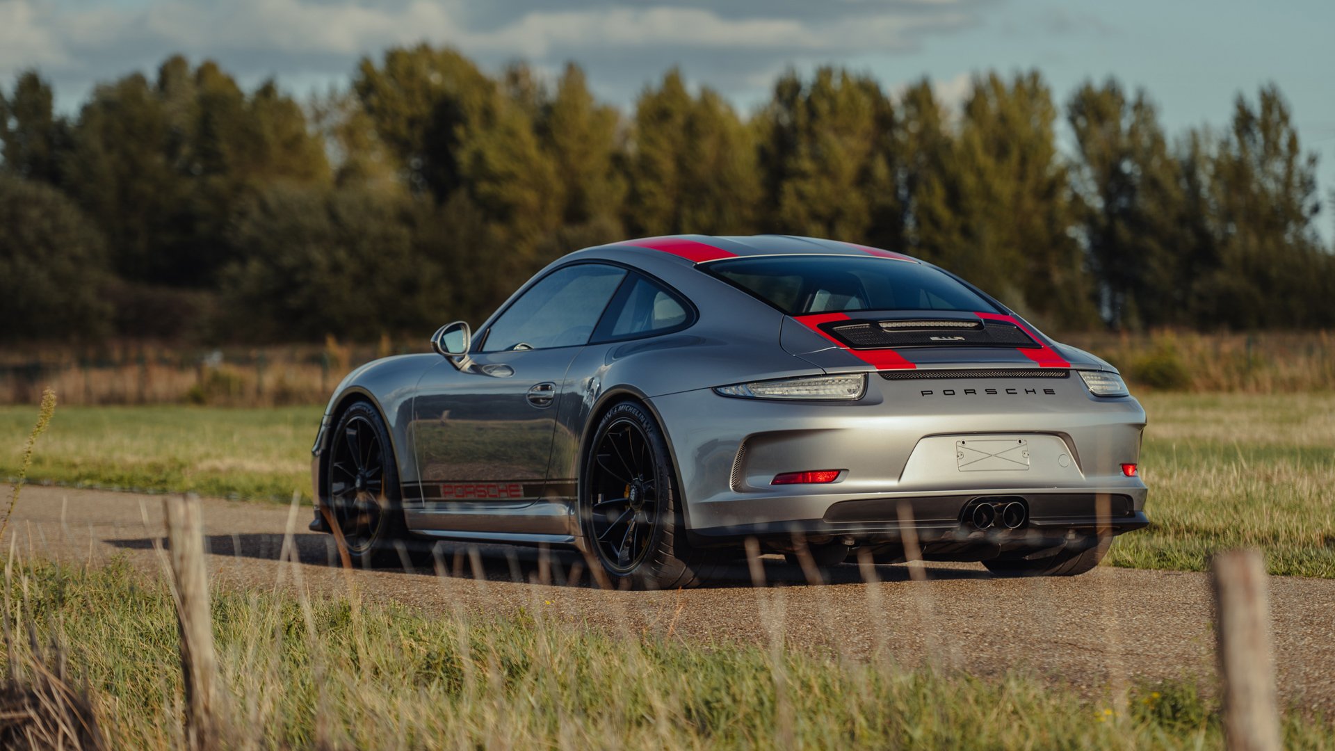 Broad Arrow Auctions | 2016 Porsche 911 R