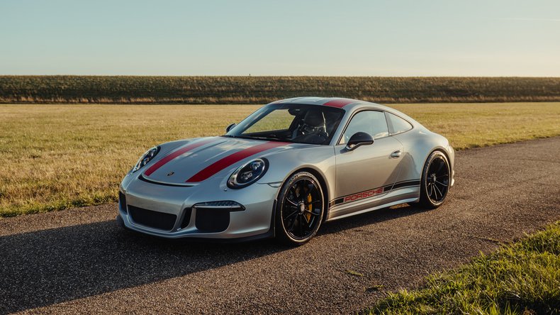 Broad Arrow Auctions | 2016 Porsche 911 R