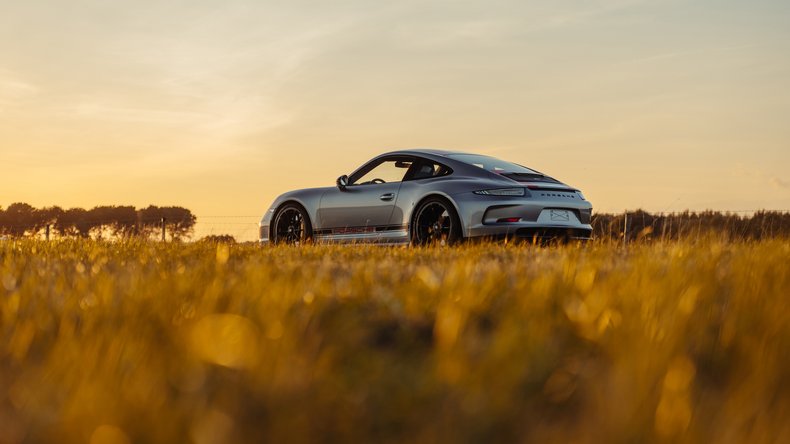 Broad Arrow Auctions | 2016 Porsche 911 R