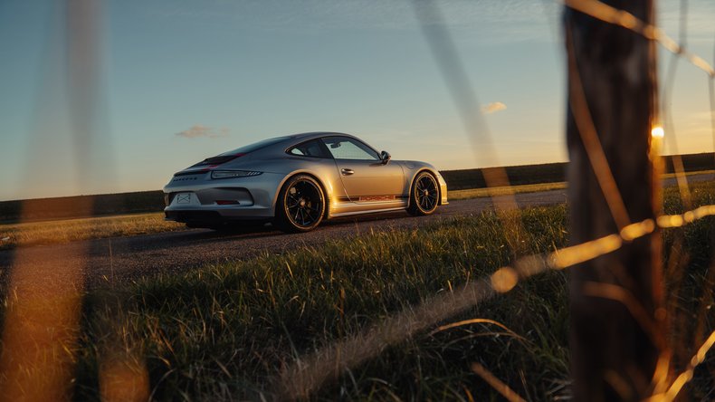 Broad Arrow Auctions | 2016 Porsche 911 R