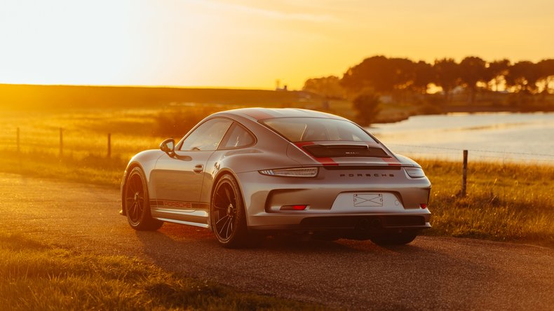 Broad Arrow Auctions | 2016 Porsche 911 R