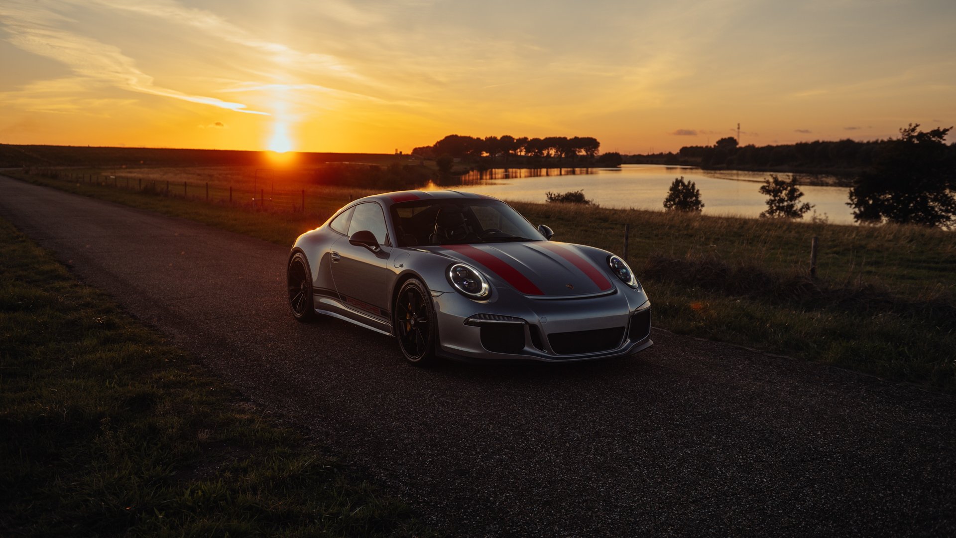 Broad Arrow Auctions | 2016 Porsche 911 R