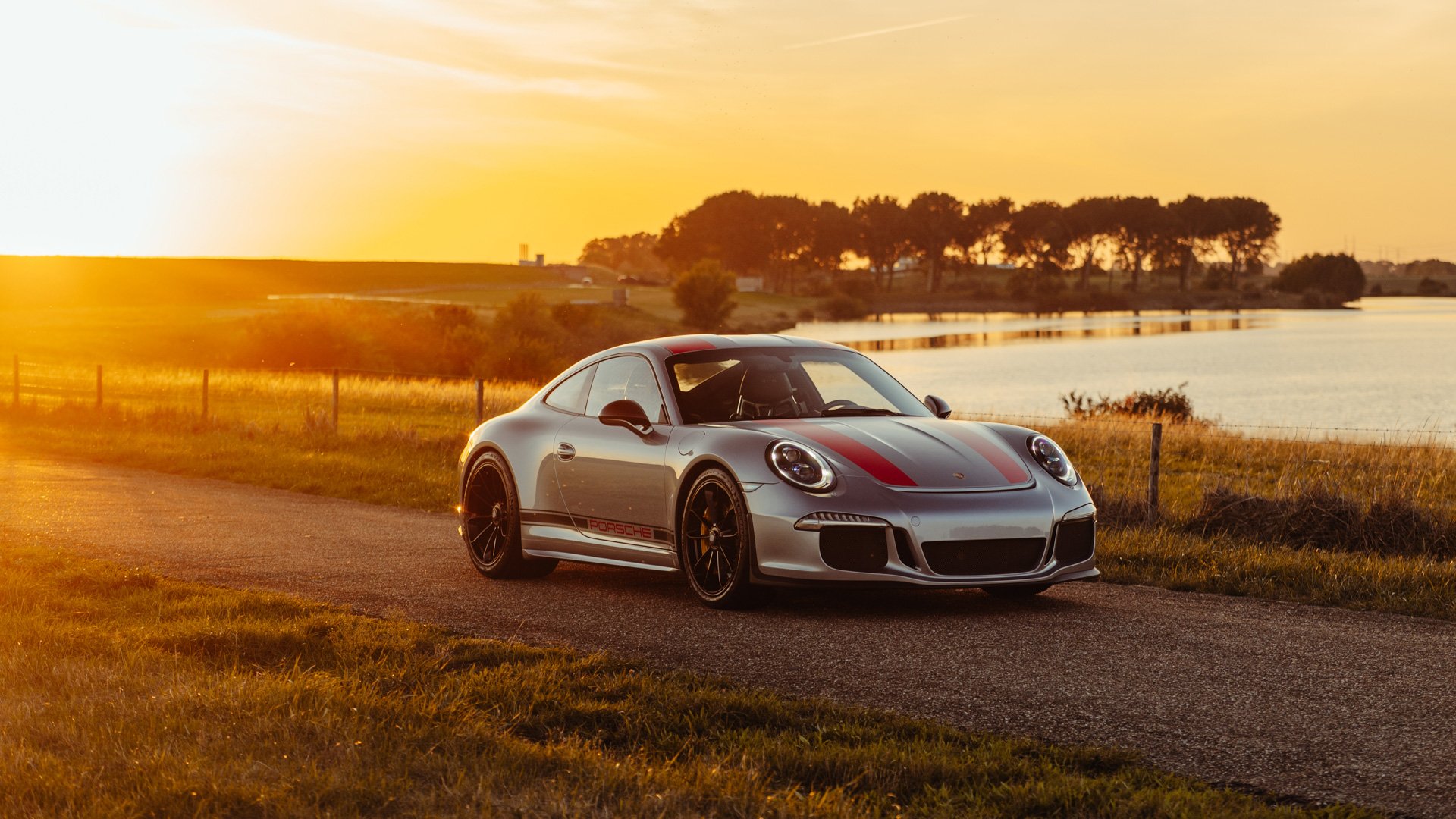 Broad Arrow Auctions | 2016 Porsche 911 R